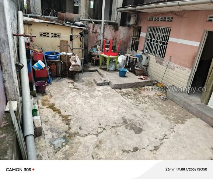 Parcelle en vente à Limete 2ème rue résidentielle
