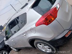Toyota new rav4 sans plaque 2015