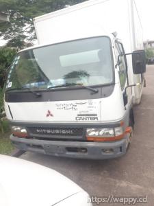Camion frigo Mitsubishi manuel sans plaque