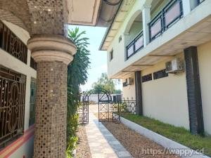 Parcelle sur boulevard Lumumba usage commercial