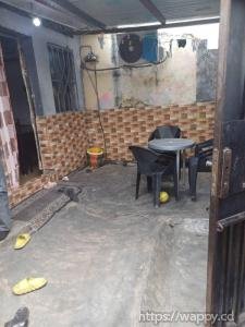 Parcelle avec 3 portes locatives – Kalamu
