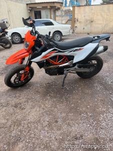 Ktm 690 smc 2023