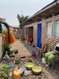 Parcelle avec 3 portes de locataires