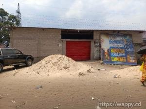 Parcelle stratégique sur boulevard Lumumba