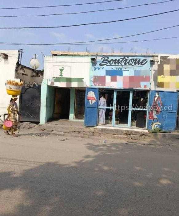 Parcelle Commerciale sur la Chaussée de Kimwenza –