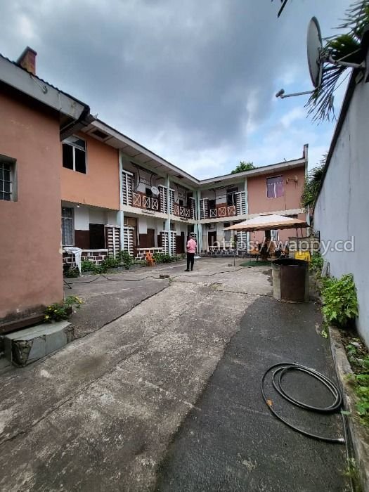 📍 Parcelle avec 21 Studios – Ma Campagne