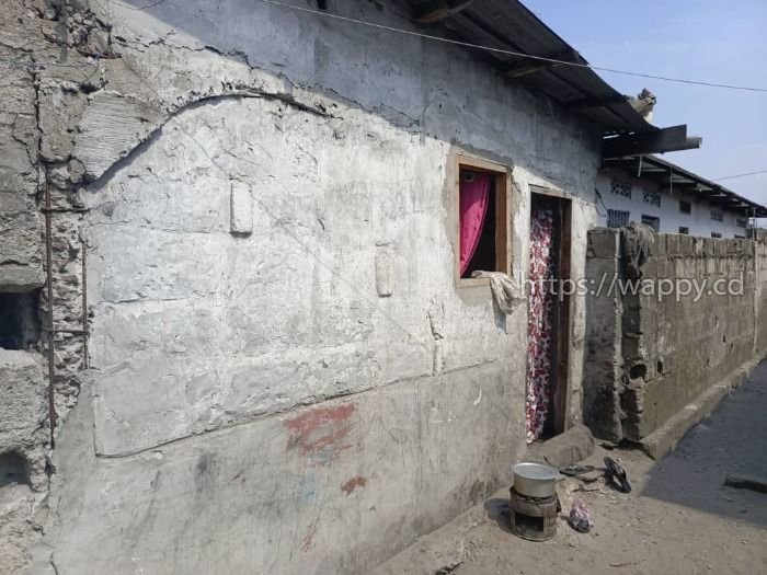 PARCELLE À EFOBANK/C. N'SELE