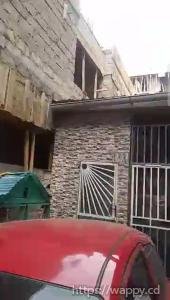 PARCELLE AVEC MAISON – BARUMBU