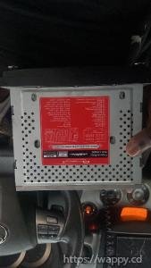 Radio à écran pour vehicule