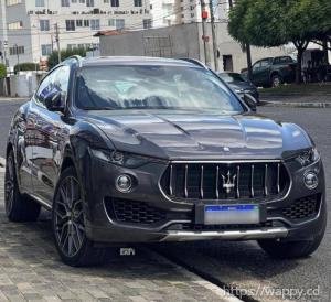 Maserati levante granlusso sport