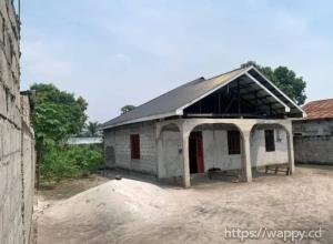 💰 Investissez à Bibwa : Parcelle clôturée + maison