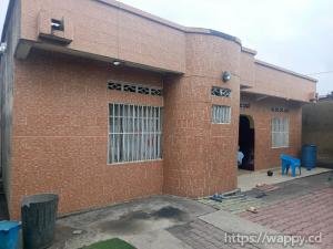 Parcelle 400 m² avec maison 3 chambres + annexe