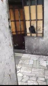 PARCELLE AVEC MAISON & STUDIO À BARUMBU