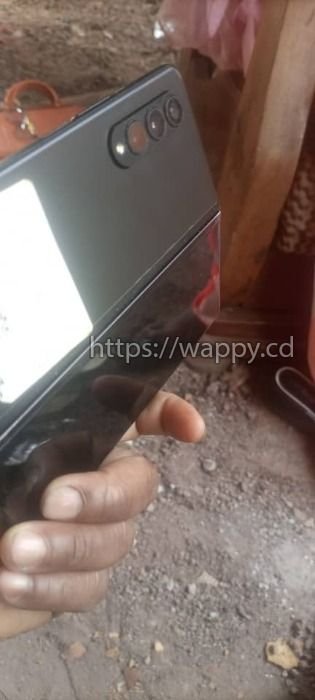 Samsung Galaxy z flod