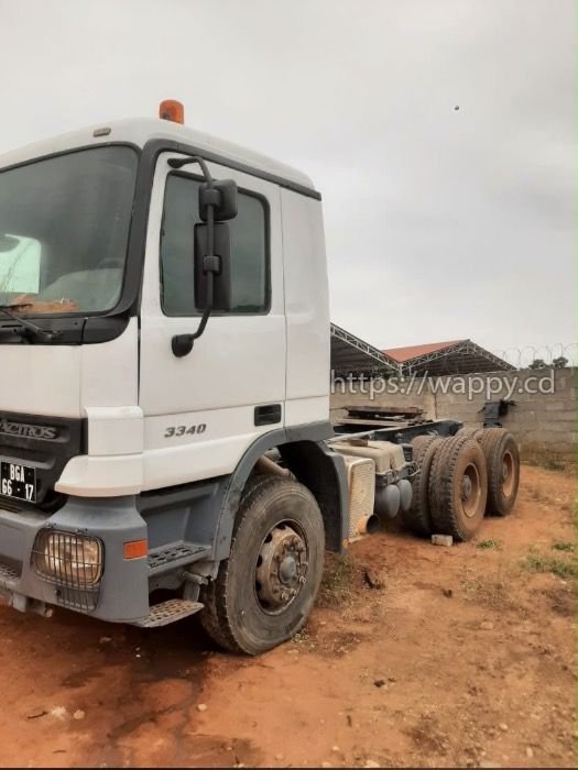 Mercedes Benz Actros 3340