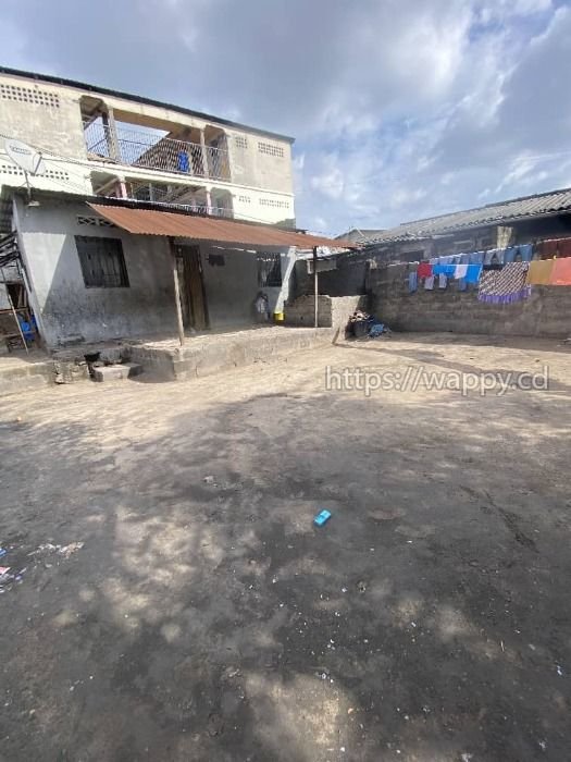 Parcelle de 198m² soit 9/22m avec maison