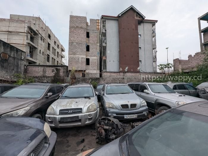 PARCELLE VIDE À BON MARCHÉ – BARUMBU