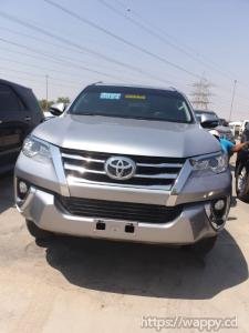 TOYOTA Fortuner