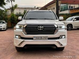 TOYOTA LAND CRUISER MODIFIÉ 2021