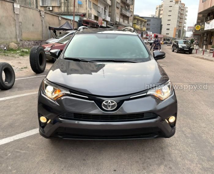 TOYOTA RAV4 2018