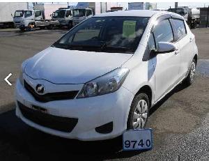 TOYOTA VITZ 2012