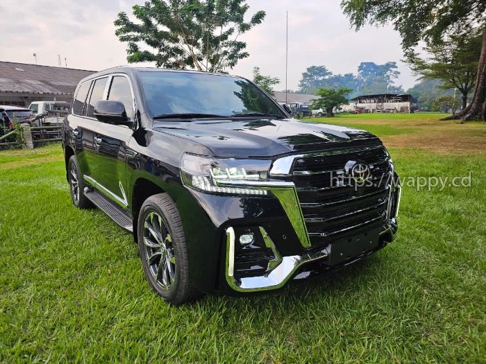 Toyota Land Cruiser VXR (Navigator)