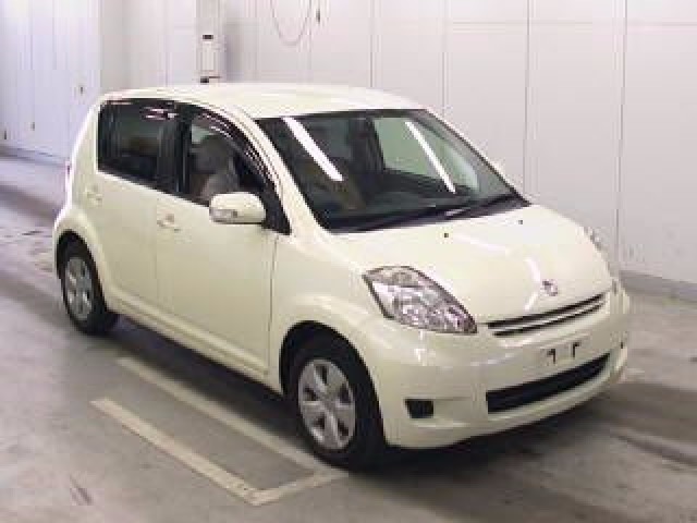 TOYOTA PASSO 2010