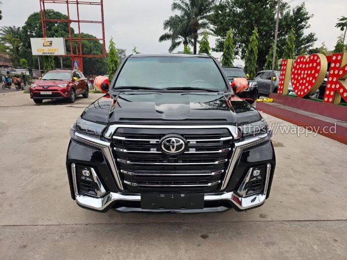 Toyota Land Cruiser 2023 vxr