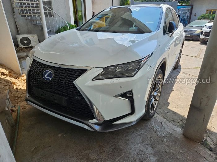 Lexus 2020