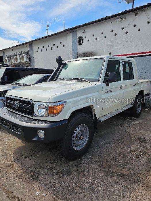 Toyota Land cruiser (double cabin) Année 2023