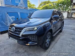 TOYOTA FORTUNER 2023