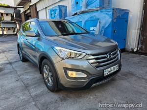 Hyundai santa fe 2016