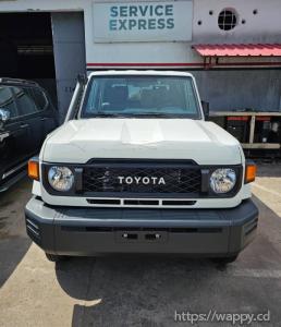 TOYOTA LAND CRUISER