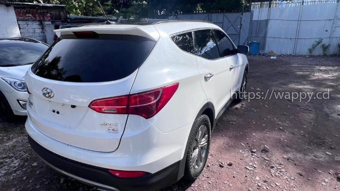 Hyundai Santa fe full option