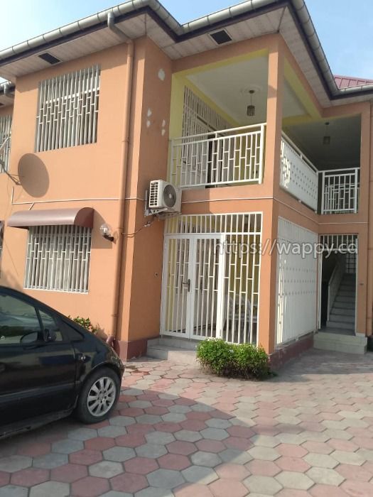 Appartement limete 11 ème rue poids lourd