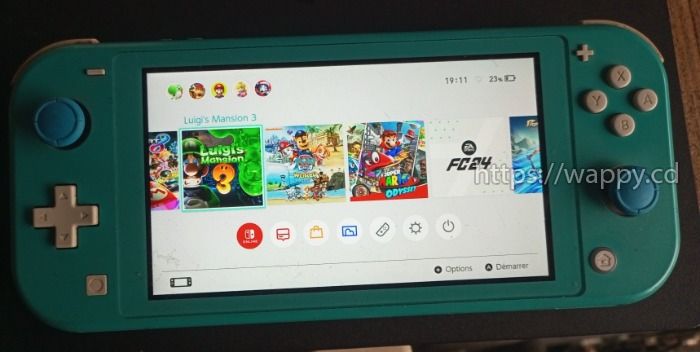 NINTENDO SWICHT LITE CRACKER + 11 JEUX