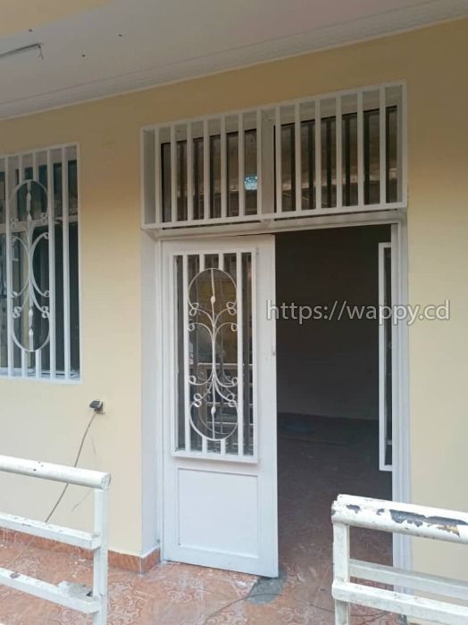 Appartement dans la commune de LIMETE