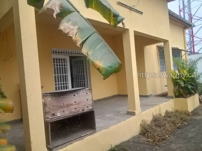 Grande maison de 4 chambres - Motel Fikin