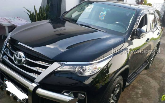 Toyota Fortuner 2015